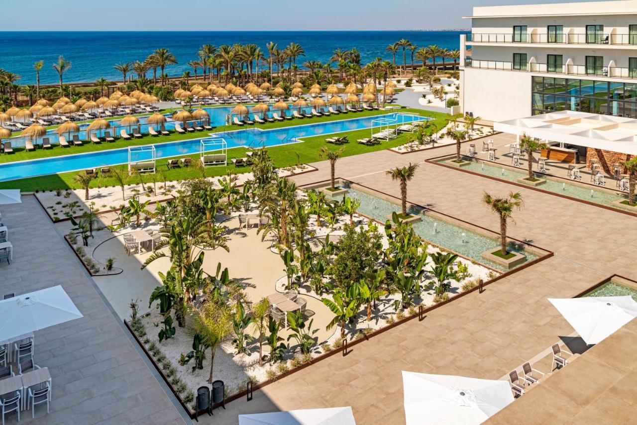 Cabogata Beach Hotel Retamar  Zewnętrze zdjęcie The resort's main pool