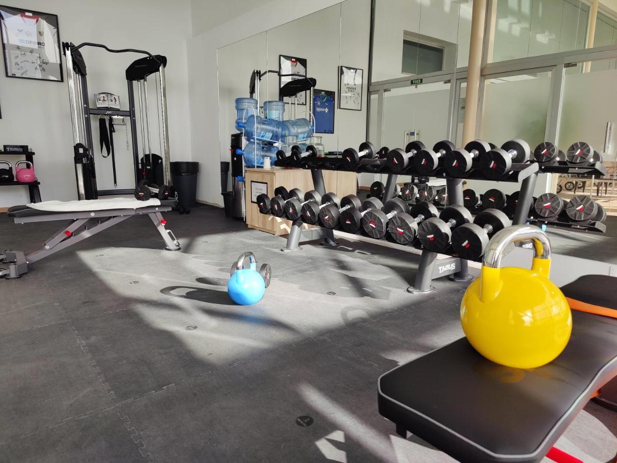 Cabogata Beach Hotel Retamar  Zewnętrze zdjęcie A gym in the UK